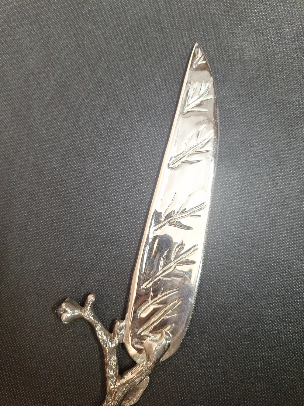 Bombay Silver-Tone Leaf & Branch Cake Knife and Server Set